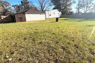 1626 Norton Ave, Benton Harbor, MI 49022 - Photo 5