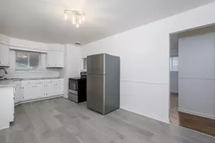 8261 Gerald Ave, Warren, MI 48093 - Photo 5