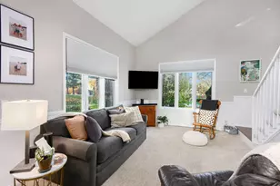 332 Club View Dr, Kalamazoo, MI 49009 - Photo 5