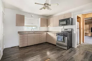 111 River Dr, Three Rivers, MI 49093 - Photo 7