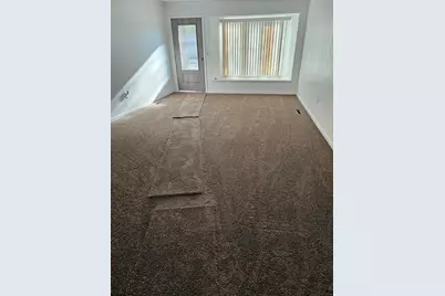 2536 Orchard Lane, Flint, MI 48504 - Photo 3