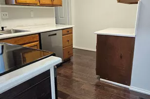 2536 Orchard Ln, Flint, MI 48504 - Photo 7