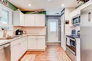 1630 Weymouth St, West Bloomfield, MI 48324 - Photo 7