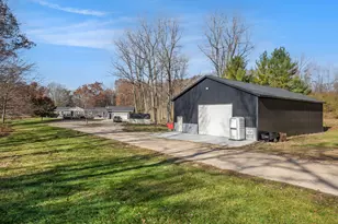 8861 S Big Buck Ln, Newaygo, MI 49337 - Photo 45