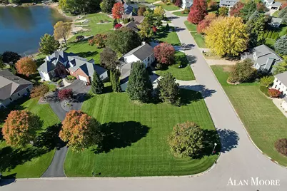 6574 Gran Via Drive NE, Rockford, MI 49341 - Photo 5