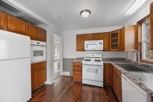 1908 E Stockbridge Ave, Kalamazoo, MI 49001 - Photo 13