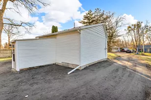 323 Sycamore St, Jackson, MI 49202 - Photo 29