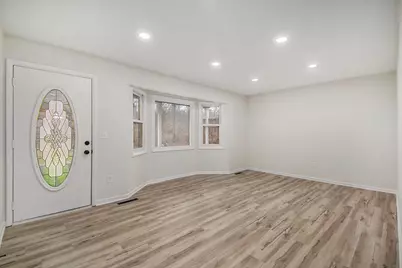 17455 Starbrick Road, Edwardsburg, MI 49112 - Photo 3