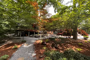 28485 S Harwich Ct, Farmington Hills, MI 48334 - Photo 5