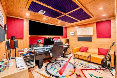 28485 S Harwich Court, Farmington Hills, MI 48334 - Photo 29