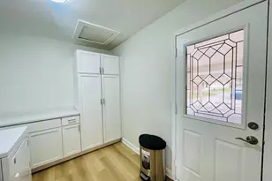 2547 Empire Dr, West Bloomfield, MI 48324 - Photo 21