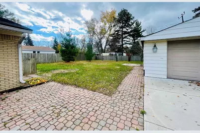 2547 Empire Drive, West Bloomfield, MI 48324 - Photo 23