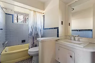2219 Needham Rd, Ann Arbor, MI 48104 - Photo 23