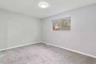 1735 Crestline Drive, Troy, MI 48083 - Photo 11