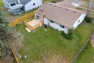 1735 Crestline Dr, Troy, MI 48083 - Photo 21