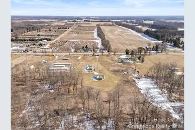 1637 N State Road, Ionia, MI 48846 - Photo 7