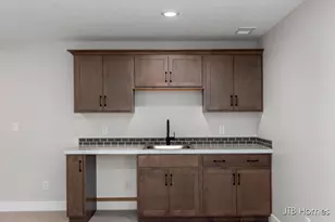 5546 Albright Ave SW, Grandville, MI 49418 - Photo 25