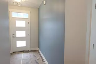 5546 Albright Ave SW, Grandville, MI 49418 - Photo 3