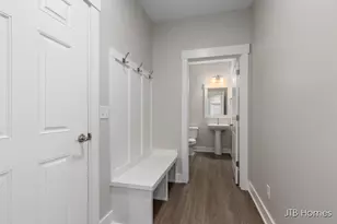 5546 Albright Ave SW, Grandville, MI 49418 - Photo 11