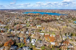 2730 Oakwood Dr SE, East Grand Rapids, MI 49506 - Photo 67