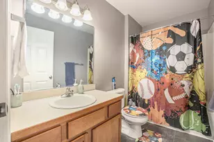 3042 W Crystal Waters Dr, Holland, MI 49424 - Photo 11