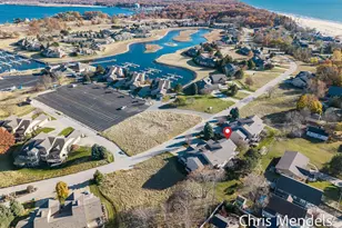 1387 W Harbour Towne Cir, Muskegon, MI 49441 - Photo 11