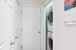 1387 W Harbour Towne Cir, Muskegon, MI 49441 - Photo 29