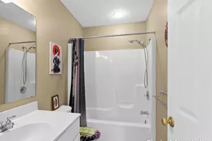 1387 W Harbour Towne Cir, Muskegon, MI 49441 - Photo 51