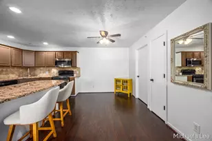 3169 E Crystal Waters Dr, Holland, MI 49424 - Photo 9