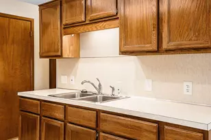 674 Waterview Ct, Grandville, MI 49418 - Photo 11