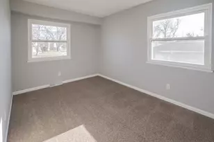 5918 Cheshire St, Portage, MI 49002 - Photo 13