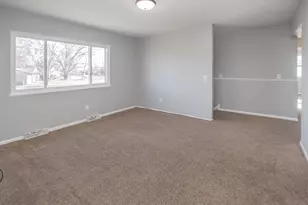 5918 Cheshire St, Portage, MI 49002 - Photo 5