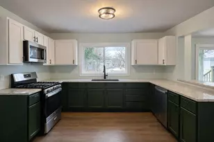 340 High View St, Watervliet, MI 49098 - Photo 5