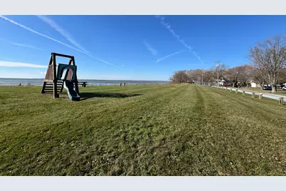 4364 Avenue F, Newport, MI 48166 - Photo 5