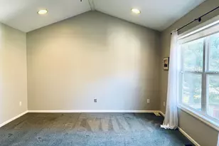 5479 Alberta Dr, Hudsonville, MI 49426 - Photo 13