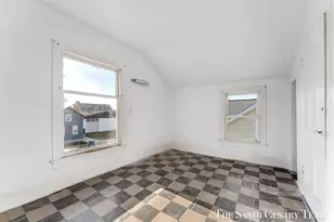 317 Elliott Ave, Grand Haven, MI 49417 - Photo 33