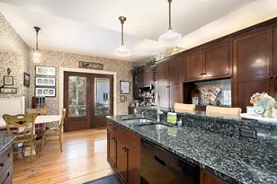208 W Prospect St, Marshall, MI 49068 - Photo 7