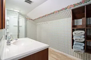 208 W Prospect St, Marshall, MI 49068 - Photo 23