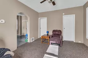 106 N Dwight St, Jackson, MI 49202 - Photo 31