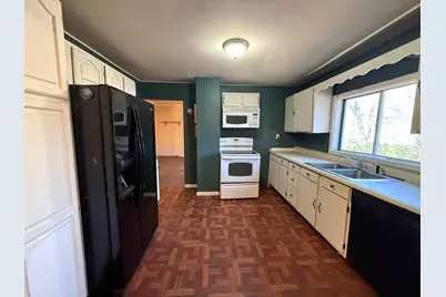 13507 152nd Avenue, Grand Haven, MI 49417 - Photo 7