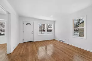 18525 Westmoreland Rd, Detroit, MI 48219 - Photo 5