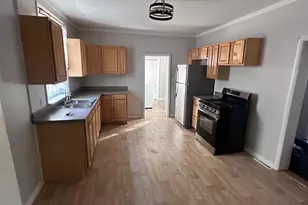 1450 Hamilton Ave NW, Grand Rapids, MI 49504 - Photo 9