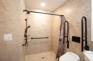 34262 Birchway Cir, Sterling Heights, MI 48312 - Photo 11