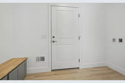 7642 Cinnamon Woods Trail, Kalamazoo, MI 49004 - Photo 19