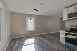 5609 Roanoke St, Portage, MI 49024 - Photo 7