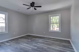 5609 Roanoke St, Portage, MI 49024 - Photo 11