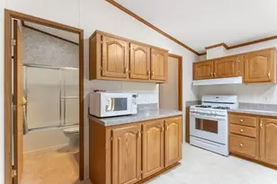 608 Kentucky Ave, South Haven, MI 49090 - Photo 37