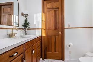 127 Devoll Ct, Battle Creek, MI 49015 - Photo 11