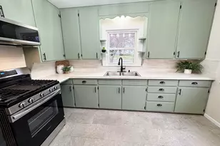 243 Grove St, Coopersville, MI 49404 - Photo 3