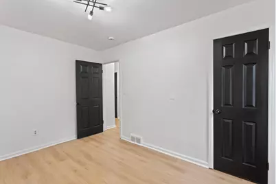 18031 Mendota Street, Detroit, MI 48221 - Photo 15